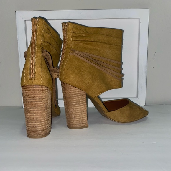 Dolce by Mojo Moxy Women Size 9M Open-Toe Suede Ankle Boots - Picture 5 of 9